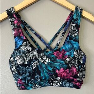 Lululemon Free to Be Serene‎ Bra Size 4 Nocturnal Floral Multi Black Pink Blue